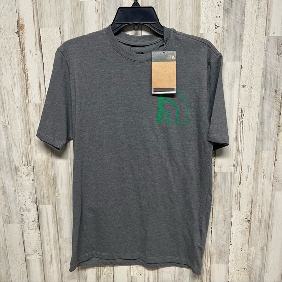 The North Face Shirt Mens Grey Small Short Sleeve Crew Neck NWT - Picture 2 of 6